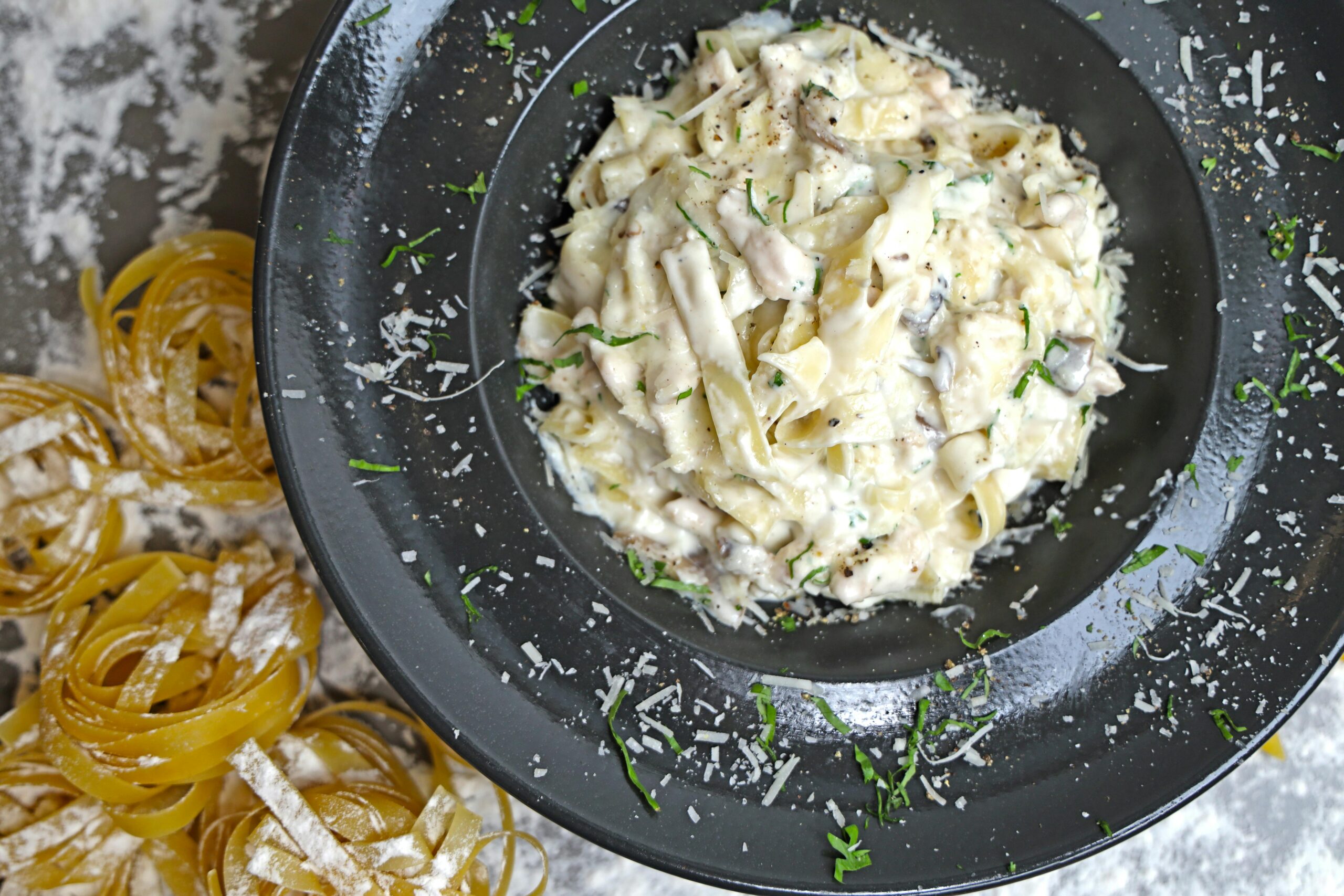 Fettuccine Alfredo: Um Prato Simples e Delicioso